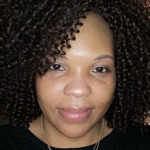 Meet your Posher, Lacy